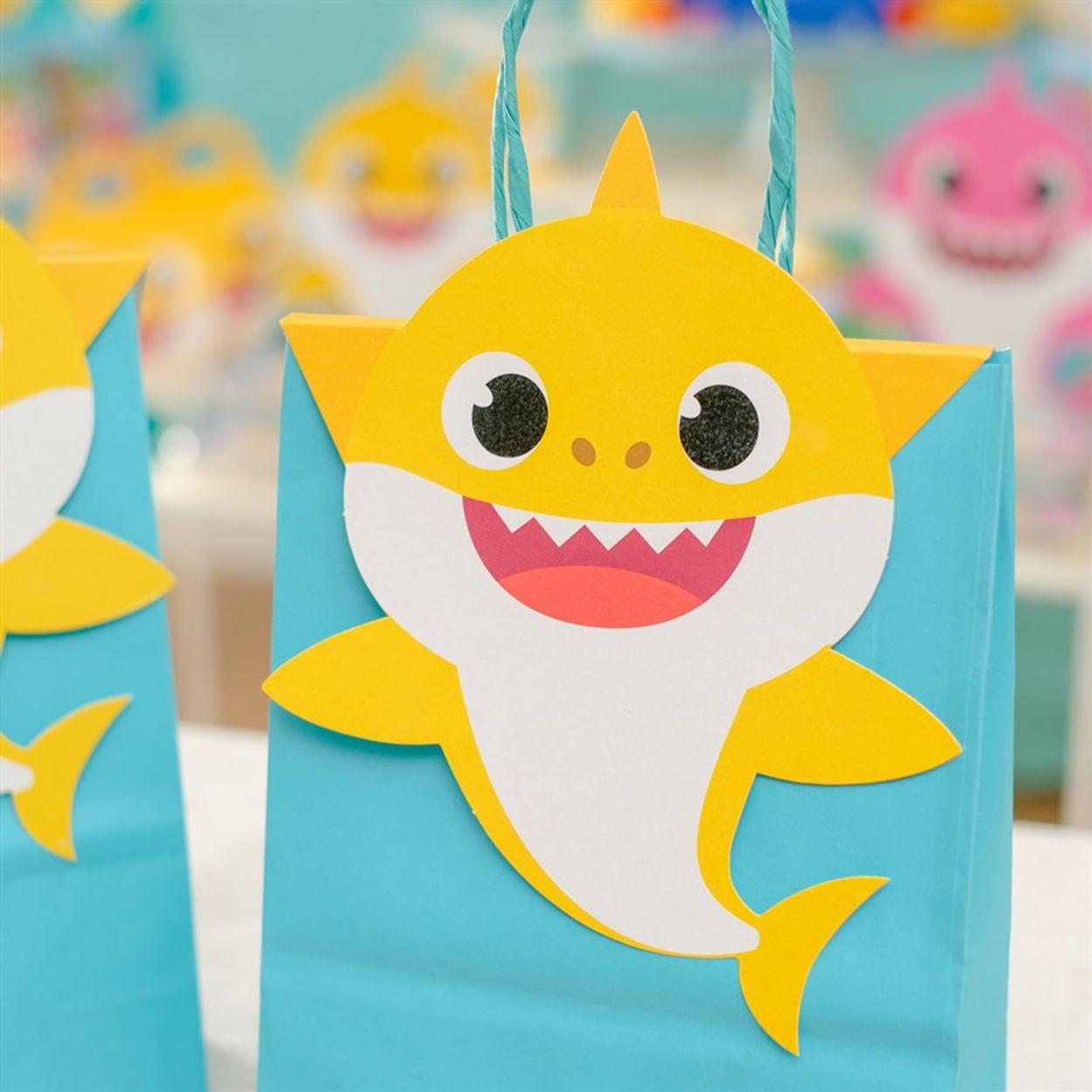 Festa Baby Shark - Kit Topo de Bolo Espeto 2 Anos - Festas da 25