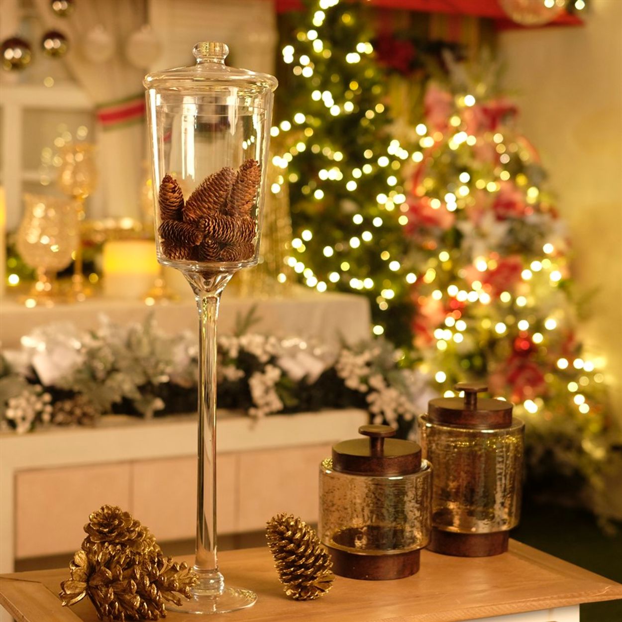 Taça Para Sobremesas de Vidro Incolor e Tampa. Tamanho G - Natal da 25 Taça Para Sobremesas de Vidro Incolor e Tampa. Tamanho G - Natal da 25