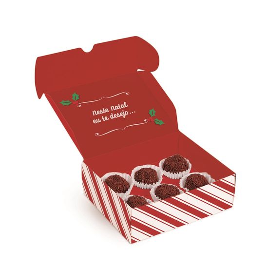 Caixa para 4 Brigadeiro Feliz Natal 9X9X4,5 - 100 Un - Festas da 25 Caixa para 4 Brigadeiro Feliz Natal 9X9X4,5 - 100 Un - Festas da 25